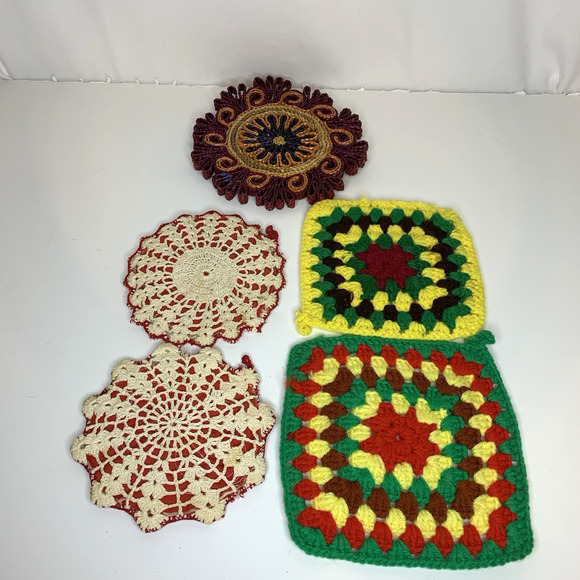 5 Vintage Trivets Crochet Wicker Granny Square Handmade - Picture 1 of 9